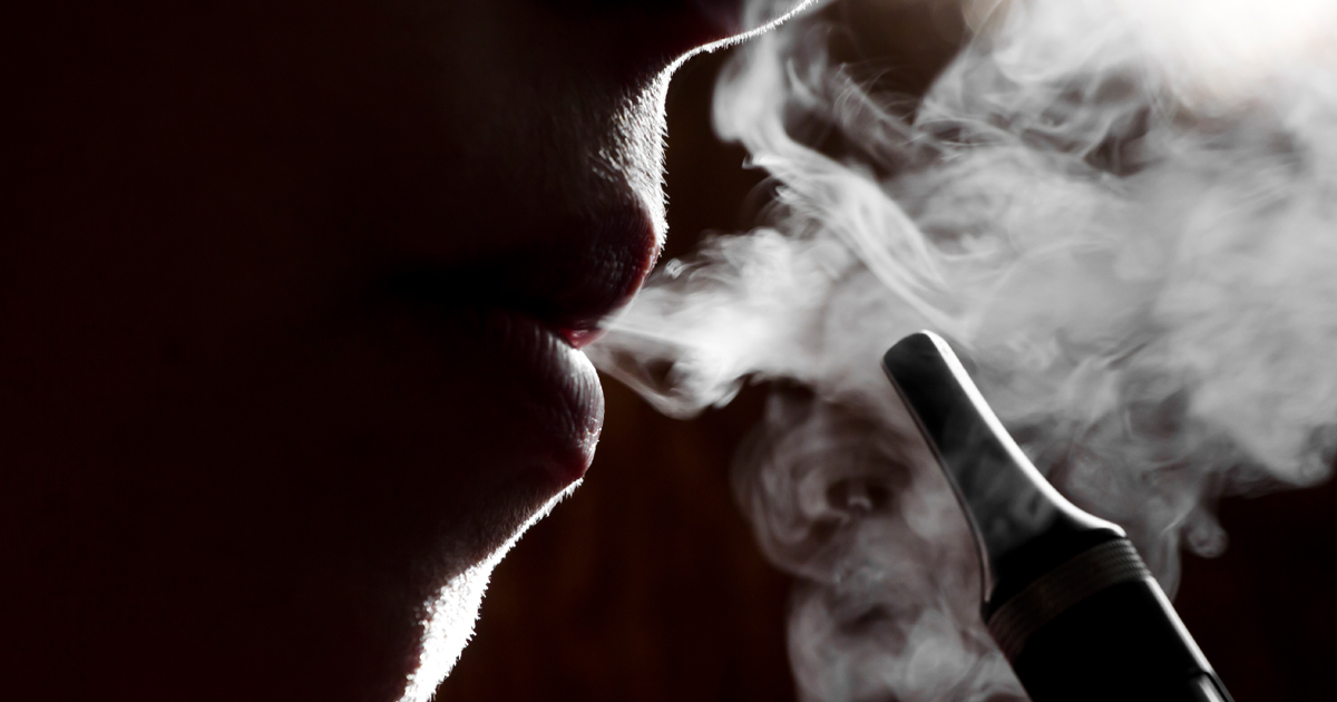 E Cigarettes are Popular But What Does Vaping Do to Your Body