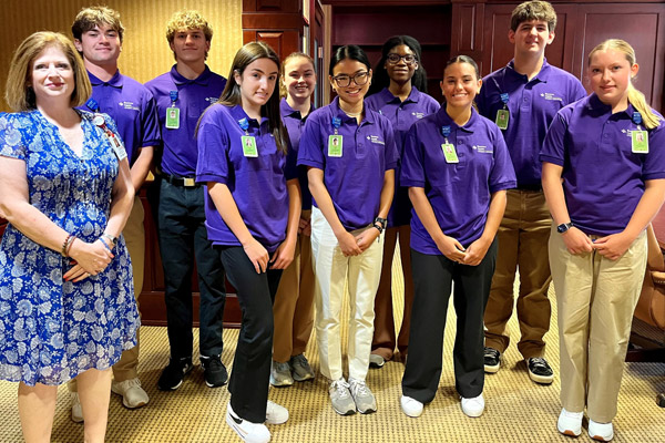 Baystate Wing Hospital student ambassador mini medical school program