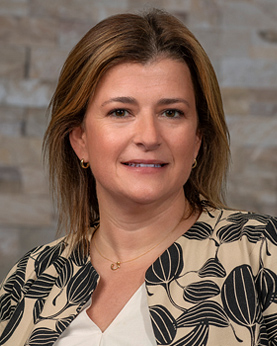 formal portrait of Clara Guixa